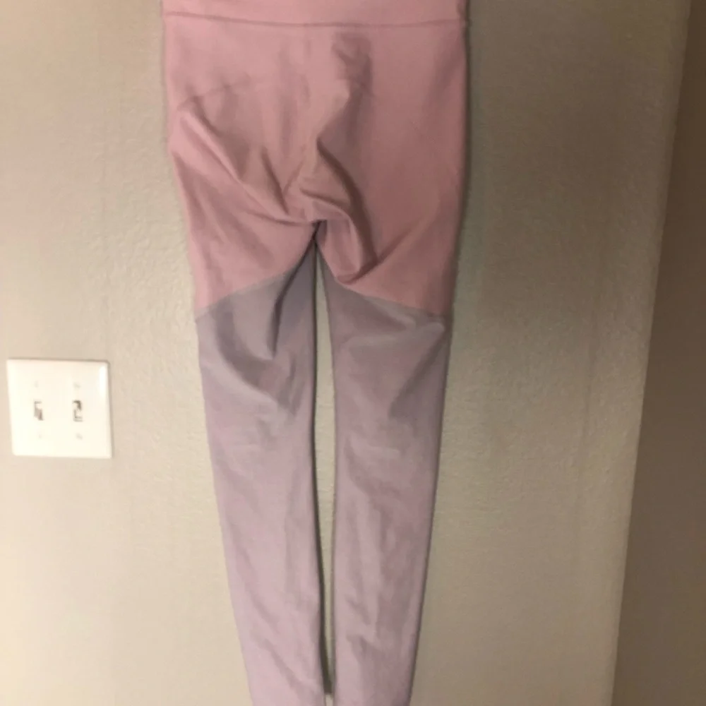 Outdoor Voices Pink Purple Colorblock Leggings XS